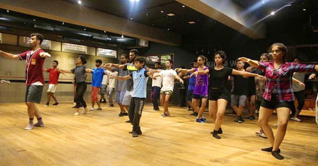 Dance Classes in Boring Road Patna DanceWave